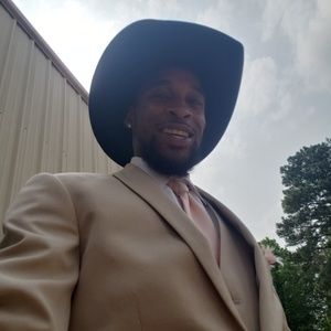 Meet your Posher, Don